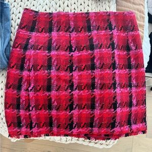 Ann Taylor houndstooth pattern skirt